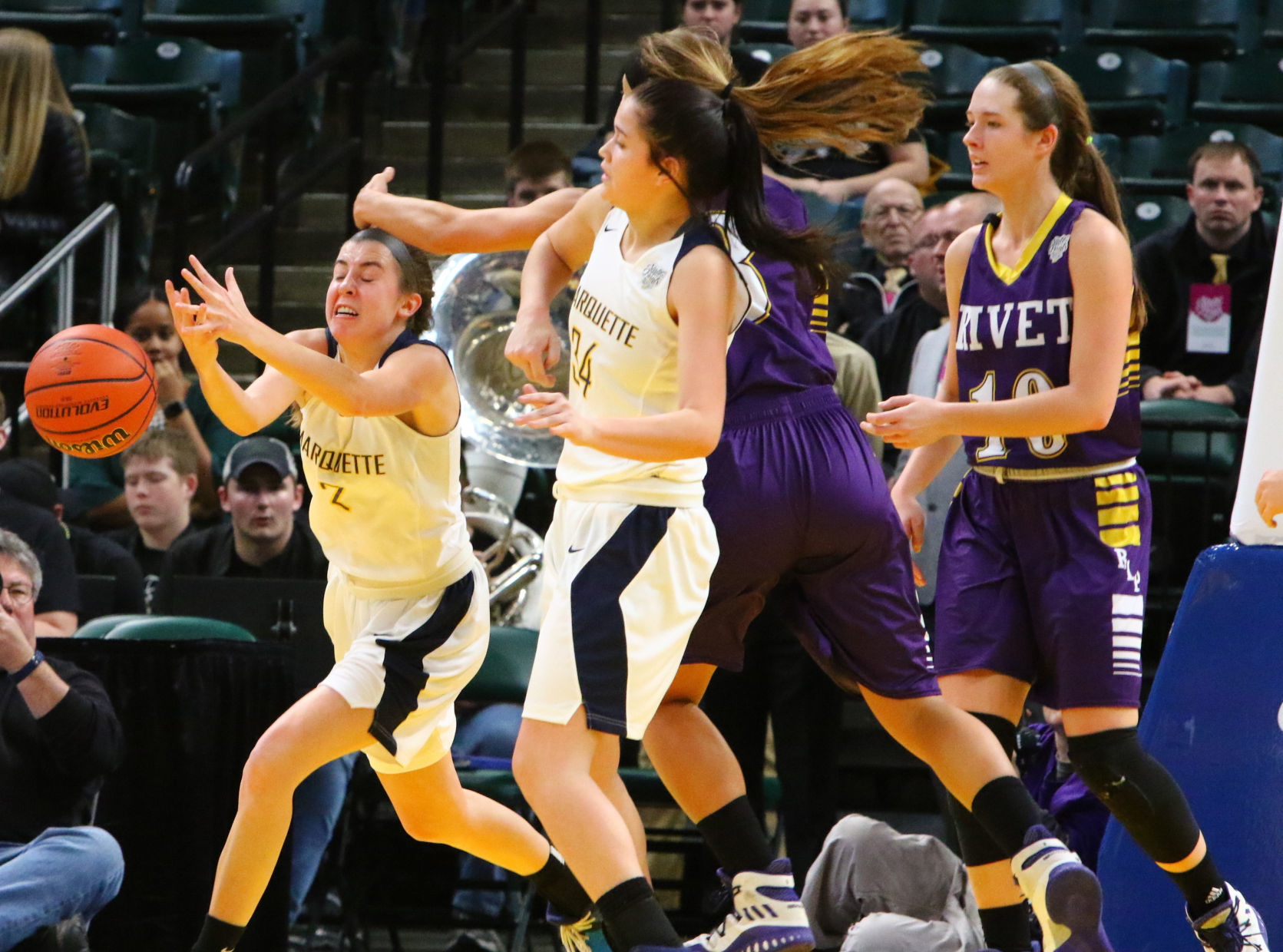 Gallery: Girls Basketball State Finals: Marquette Catholic vs. Vincennes Rivet